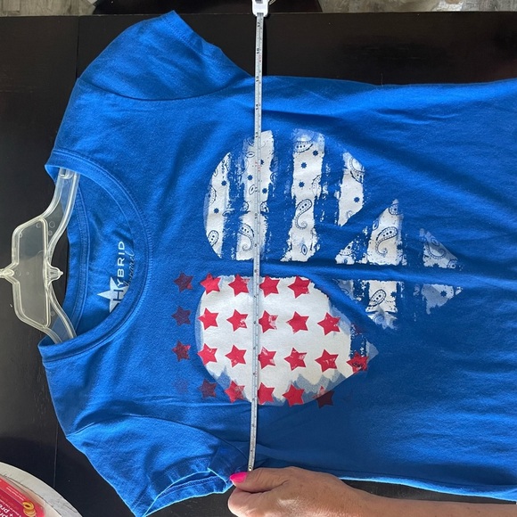 Hybrid Apparel Patriotic Blue Heart Graphic Tee in size junior large - Picture 4 of 5